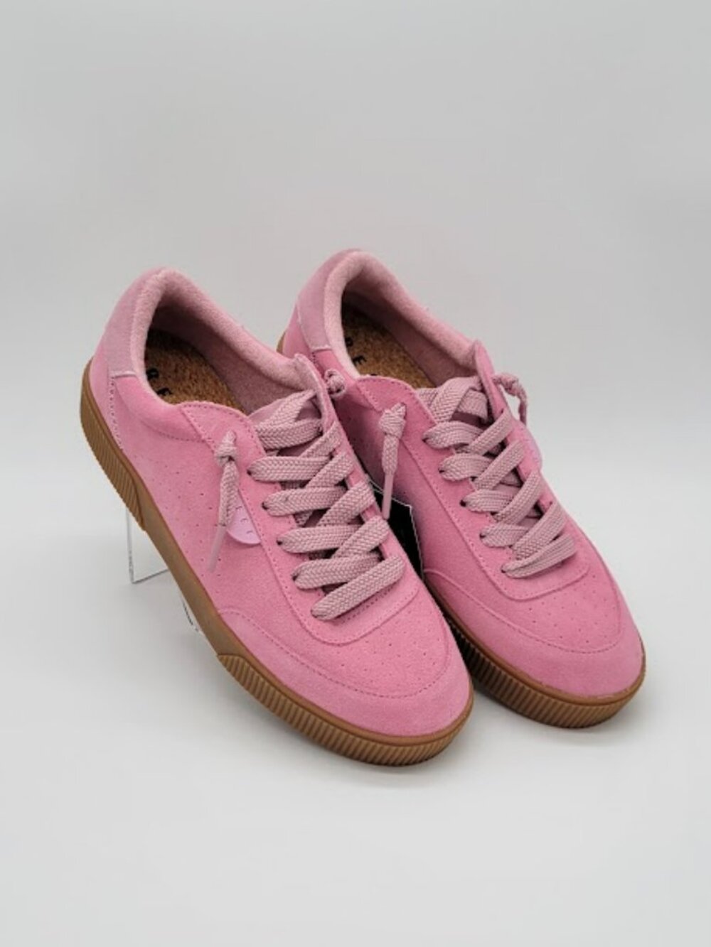 REEF Lay Day Seas Women’s Pink Suede Leather Sneakers Gum Sole Size 11 NWOB
